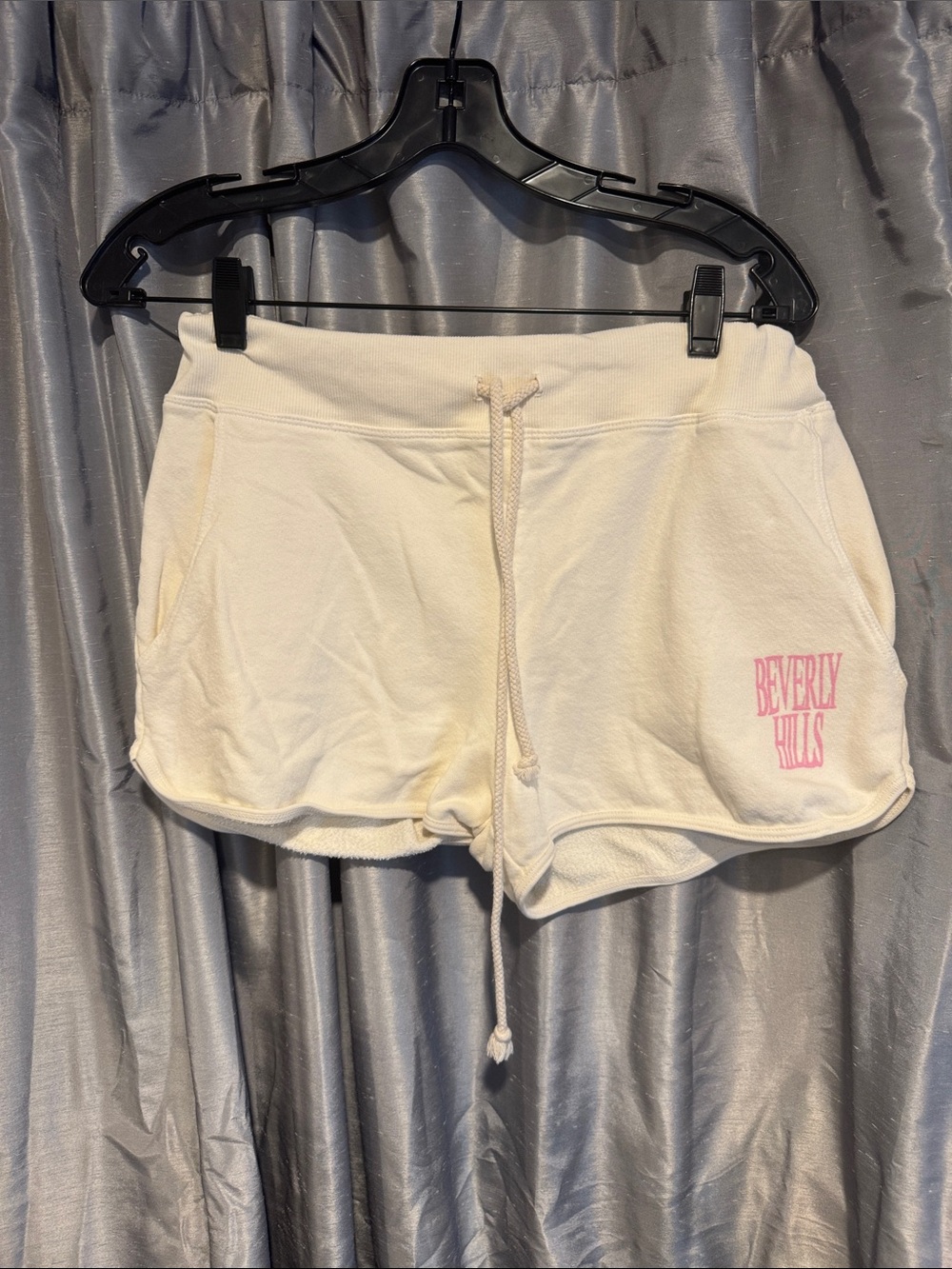 Daydreamer Cream Beverly Hills  Drawstring Shorts size Medium